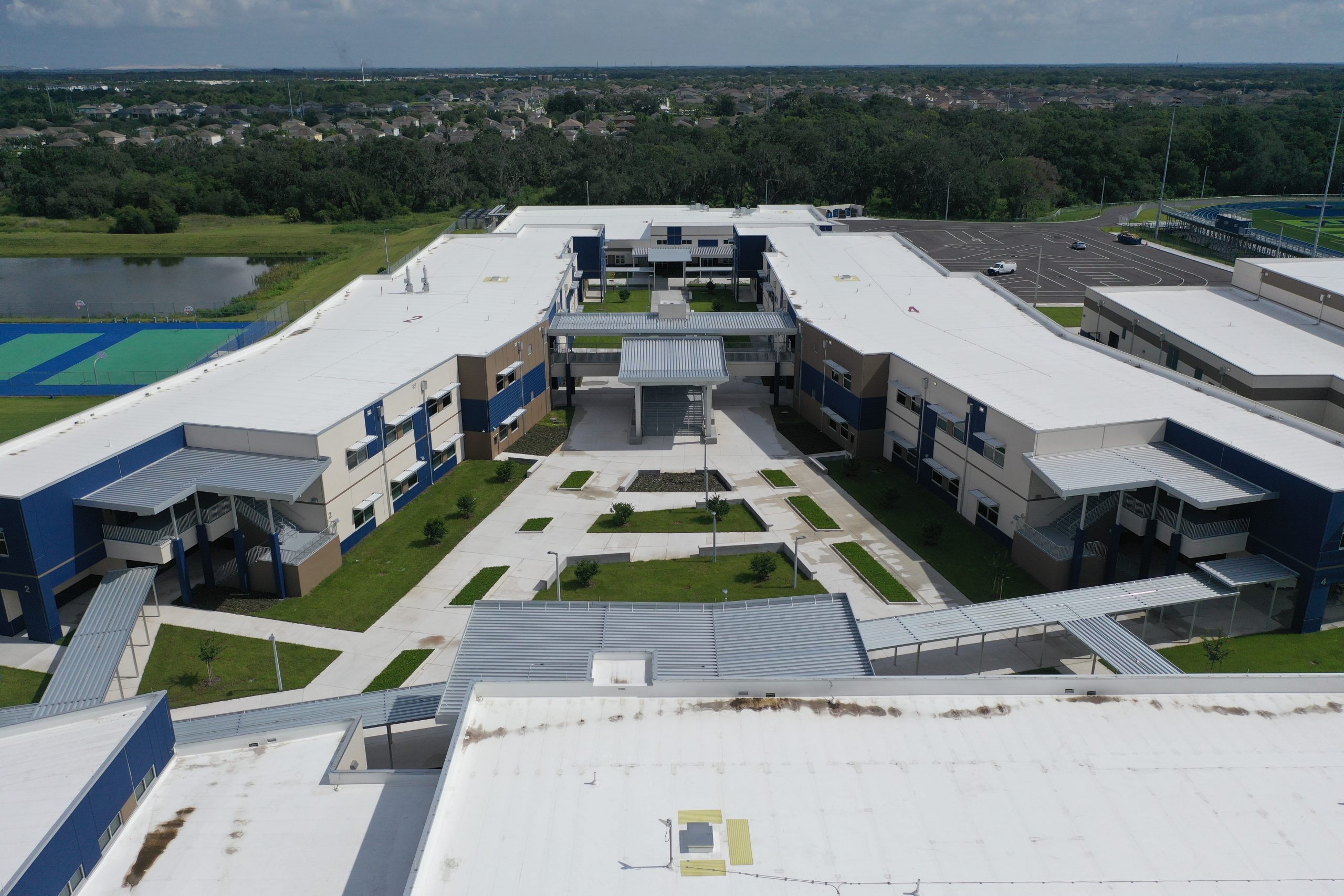 Sumner High School | Past Projects | CP Commercial Solutions